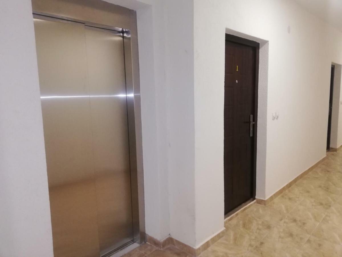 Laguna Apartman 2 Ni Exteriör bild